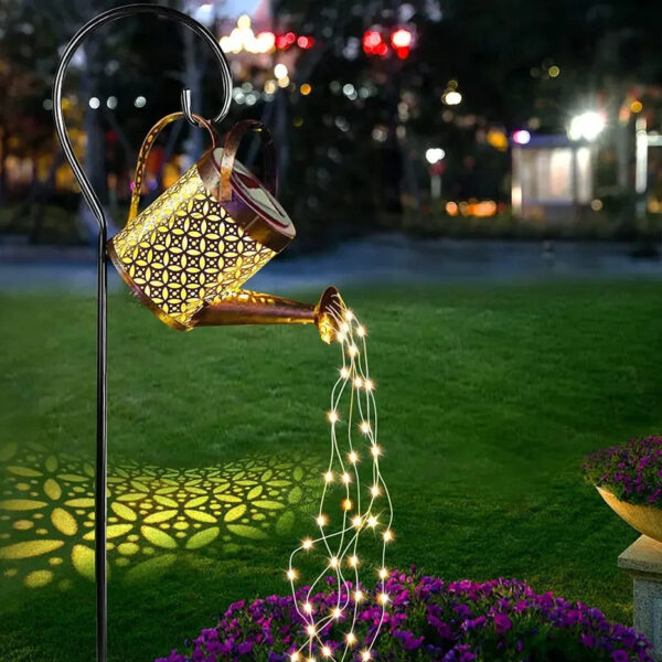 Napelemes locsolókanna LED lámpás